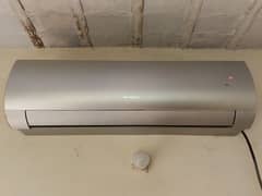 Gree 1.5 Ton WiFi Enabled Fairy DC Interver AC