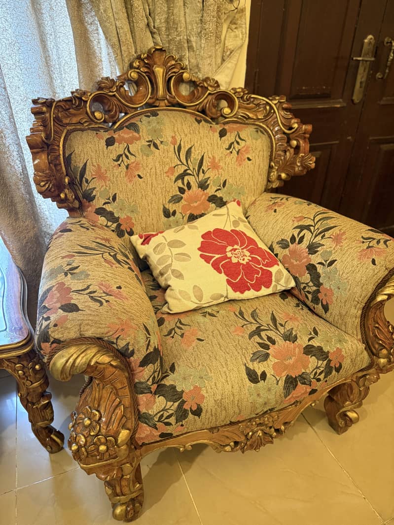 Sofa Set (3,1,1) with Tables (2,1,1) 2