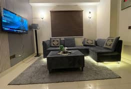 1 bed semi furnished apartment avaliable on 3rd floor in diamond mall gulberg greens islamabad