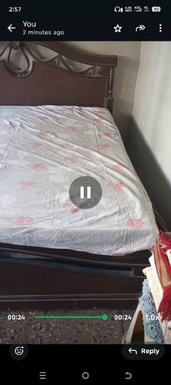 6.5 ft wood bed