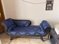 Dewan and jhoola good condition for sale