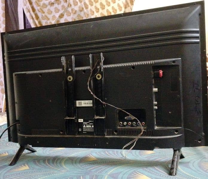 TCL led 1