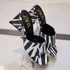 Fancy Women's Synthetic Leather Heels