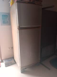 Waves Full size Fridge
