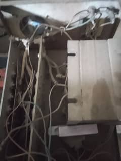 UPS 1000 WATT
