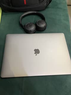 MacBook Pro 2019 Touch Bar