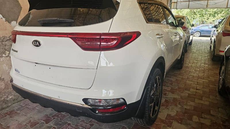 Kia sportage 2022  Bank Leased 4