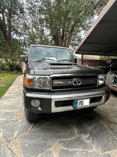 Toyota Land Cruiser 1990