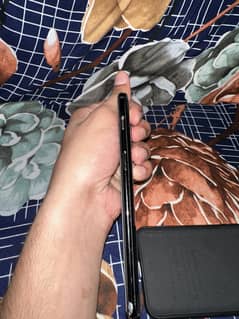 One Plus 6T 8/128
