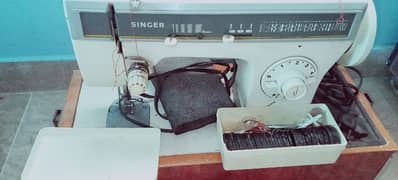 singer machine good condition