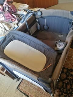 baby cot