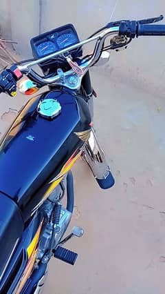 125