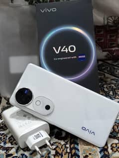V40