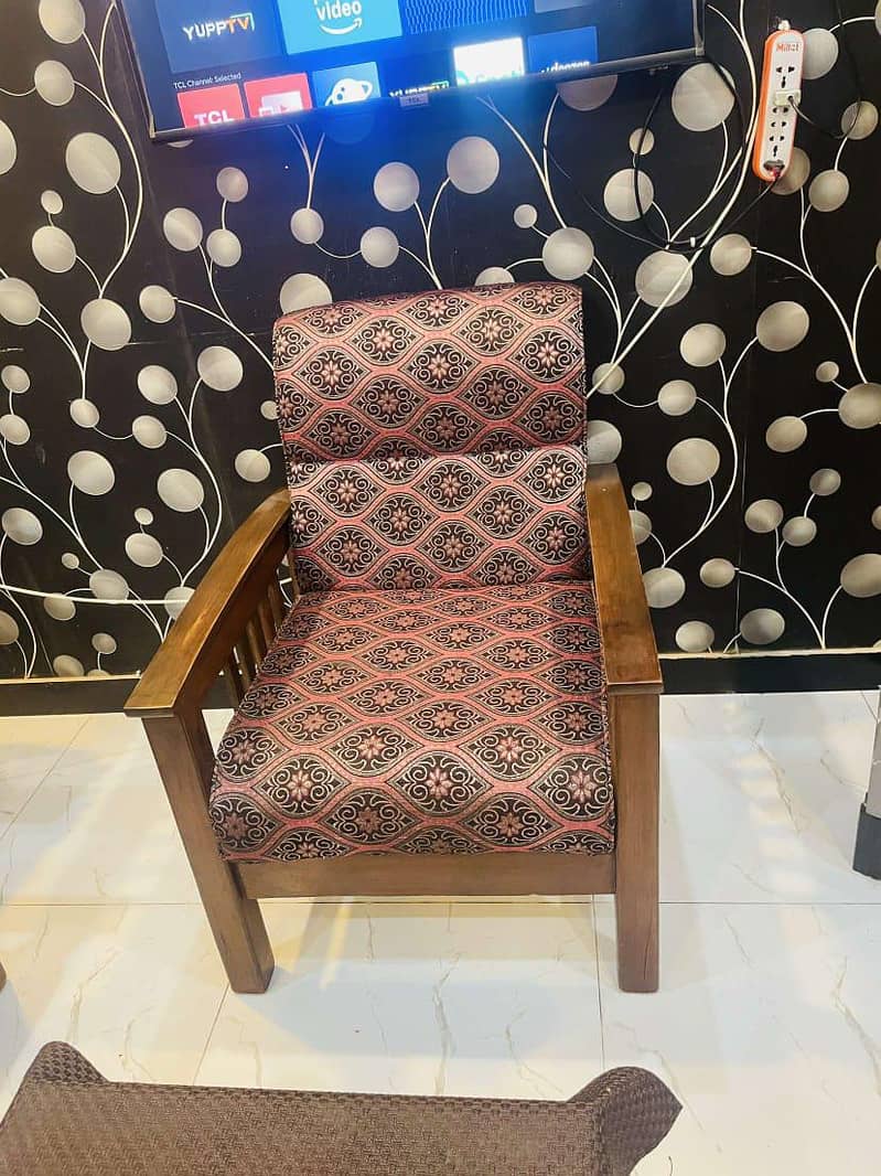 5seater sofa set with center table and side table 1