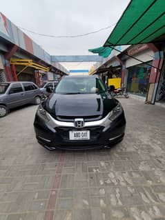 Honda Vezel 2016