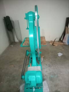 saw