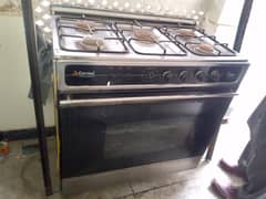 Urgent Sale – Corona 5-Burner Cooking Range (Excellent Condition)