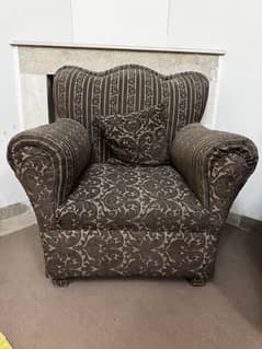 6 Seater Sofa Set along with Cushions For Sale