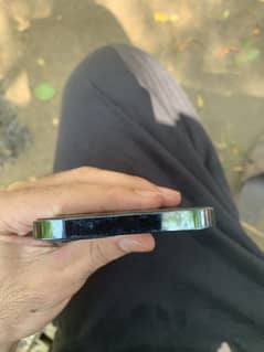 73%