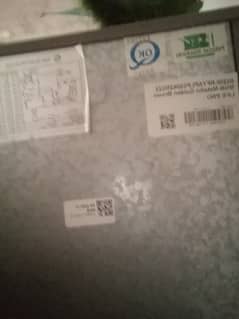 pel refrigerator matalic gold color good condition
