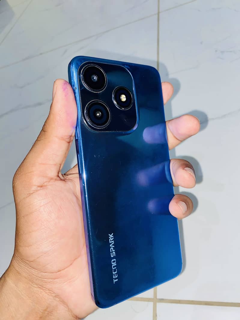 Tecno spark 10c 4