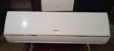 gree 1.5 ton ac like new