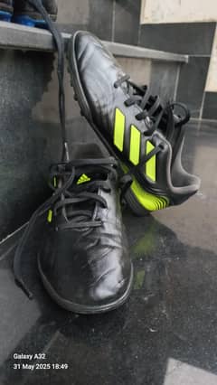Football shoes || Grippers
