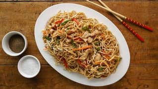 veg or chicken chowmein available