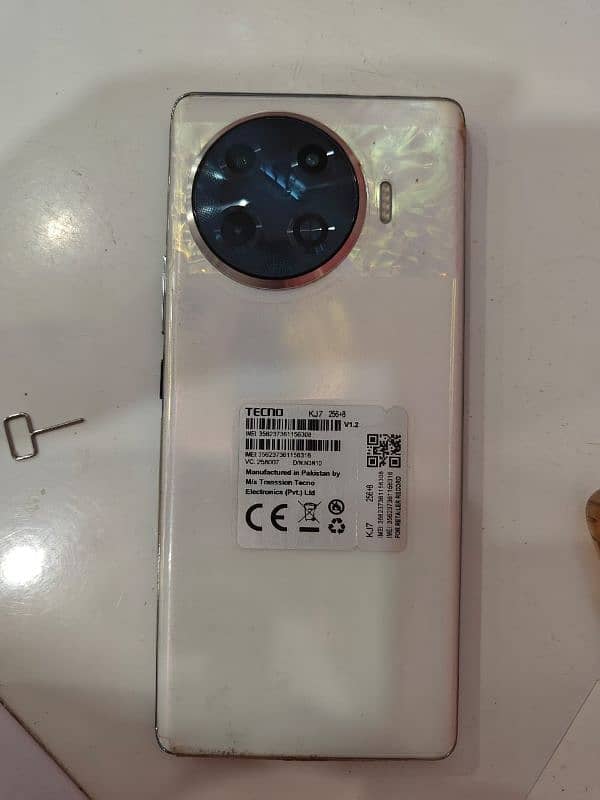 Tecno spark 20 pro plus Edge 1