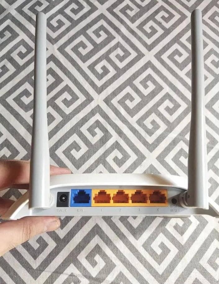 Tplink router 840n only 1 month used 2