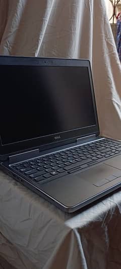 DELL i7  LAPTOP / 8GB / 256GB SSD