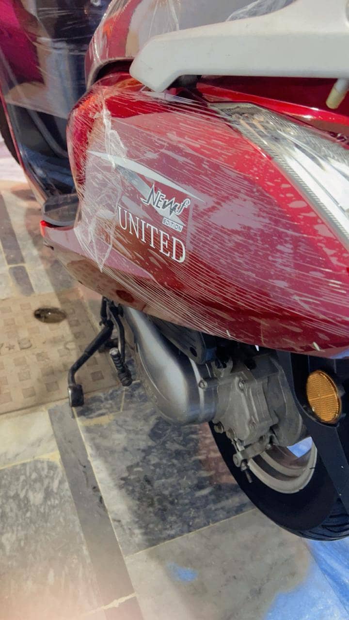 united scooty 2020 peteol 100cc self start 4