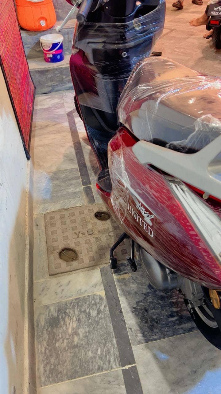 united scooty 2020 peteol 100cc self start 7