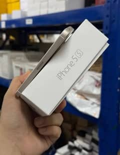iPhone 5S ram64GB PTA approved my WhatsApp number 03290364327