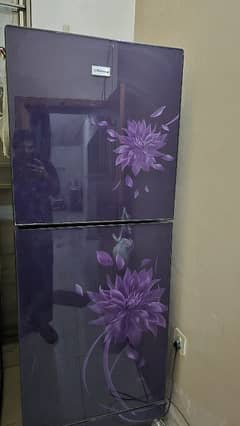 National Jumbo size neat and clean fridge.