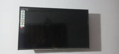 TCL LED FOR SALE PANNEL BROKEN 40 inches