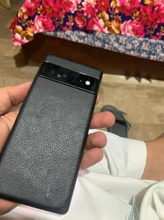 Google Plxel 6 pro Minor Dot Show In Pic