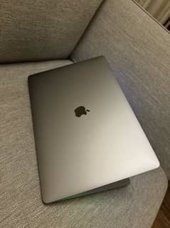 MacBook Pro 2019 - 16 inch i9 Processor 1 TB
