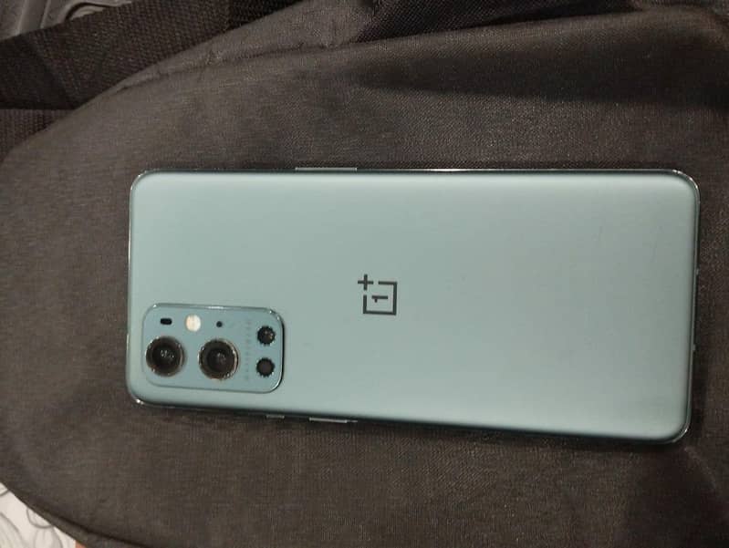 one plus 9 PRO 12/256 5G PTA approved. no line,shade and no problem. 0