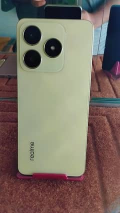 realme C61 6+128