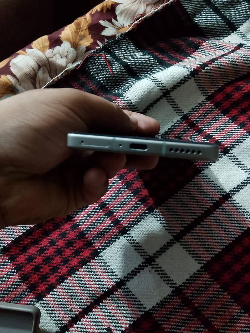 10 by 10 only 15 days use 4