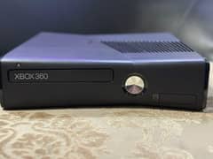 Xbox 360 in Excellent condition (UK Import)