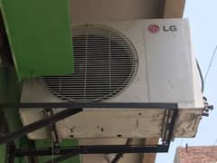 LG AC no inverter 03044971486