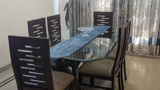 Dining table 6 seater