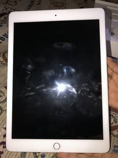 iPad 6th gen 128 gb With box