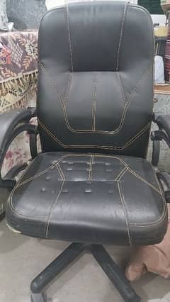 Office Executive Chair, Good condition