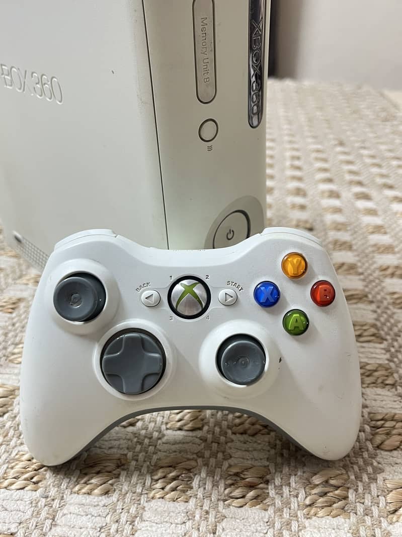 Xbox 360 with pair of wireless controller JAIL BREAK 0