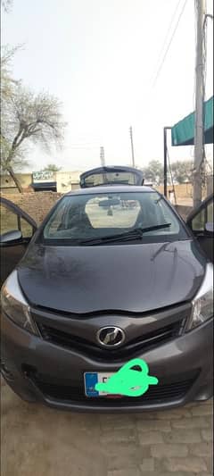 Toyota Vitz 2012