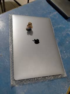 Mazy Krooo Apple MacBook Pro 2019 16"  Intel core i9  16GB 1TB Ssd
