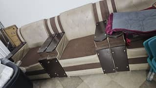 5 seater huge sofa set only 1 3000 f. 11